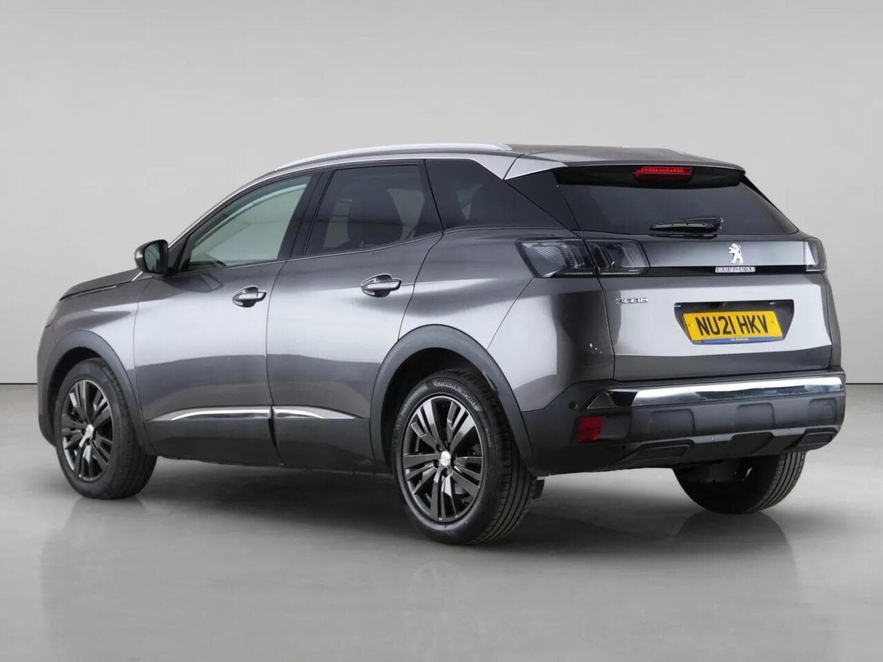 Peugeot 3008 thumbnail Rear Left