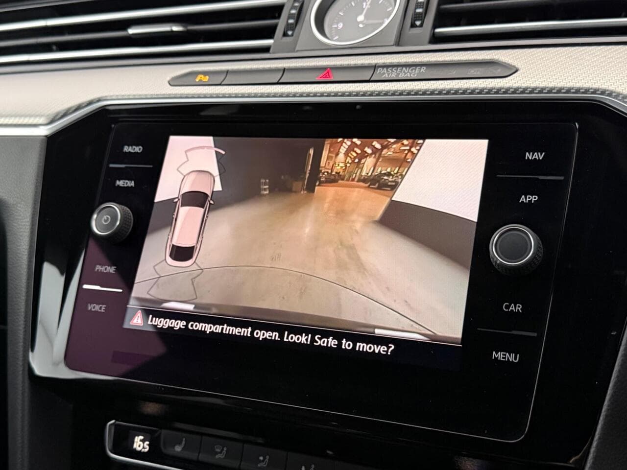 Volkswagen Arteon thumbnail Infotainment System