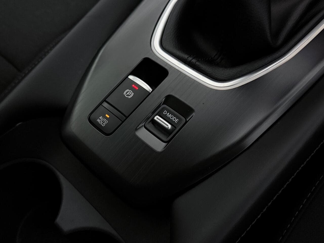 Nissan Qashqai thumbnail Misc Controls