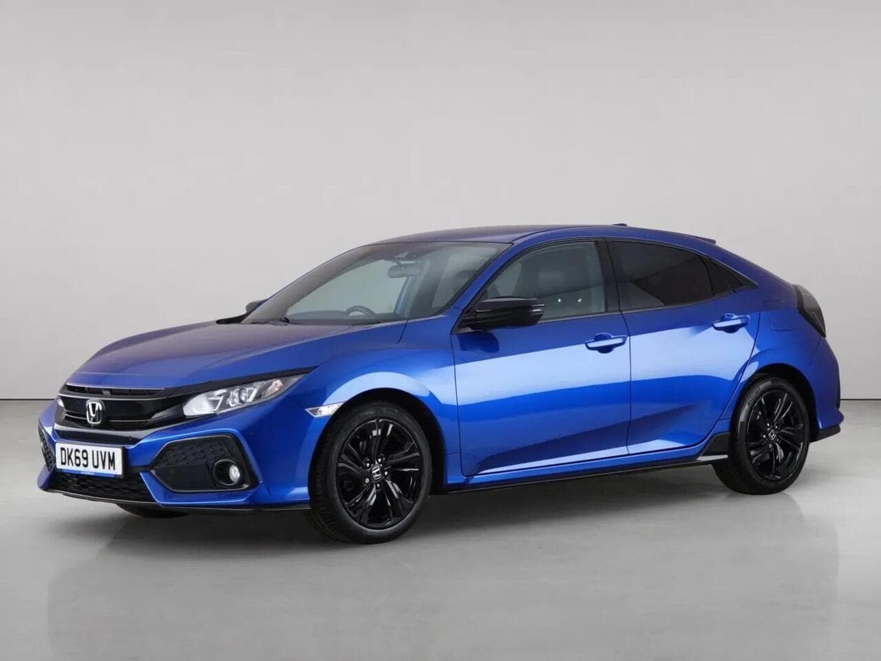 Honda Civic thumbnail Front Left
