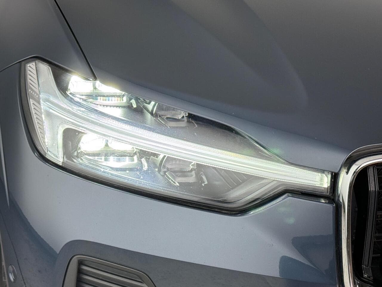 Volvo XC60 thumbnail Lights Front