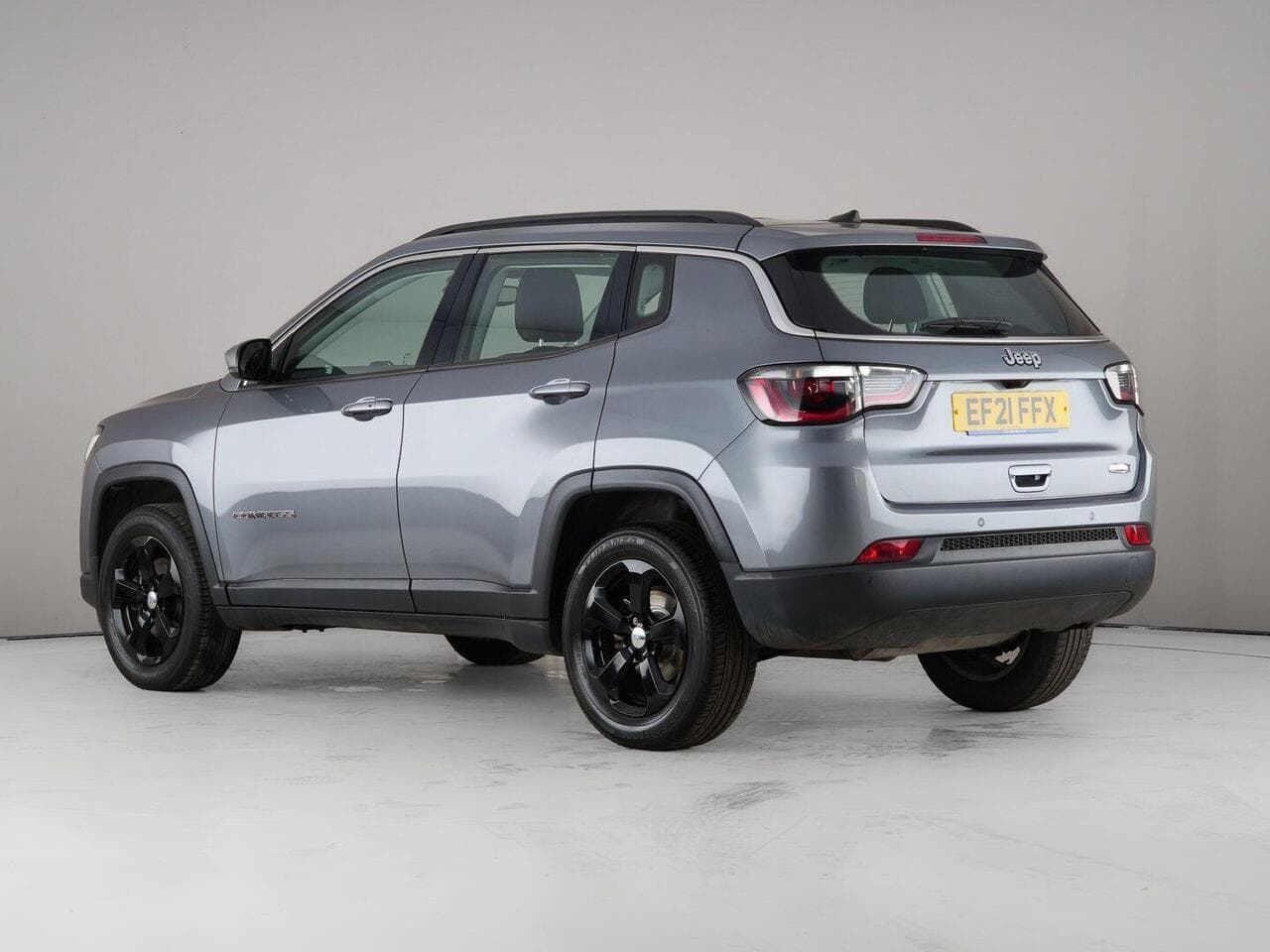 Jeep Compass thumbnail Rear Left
