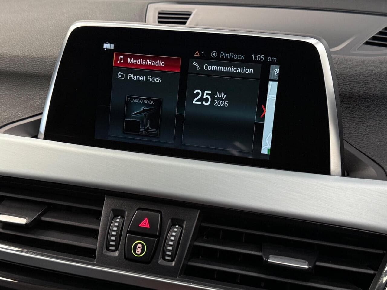 BMW X1 thumbnail Infotainment System