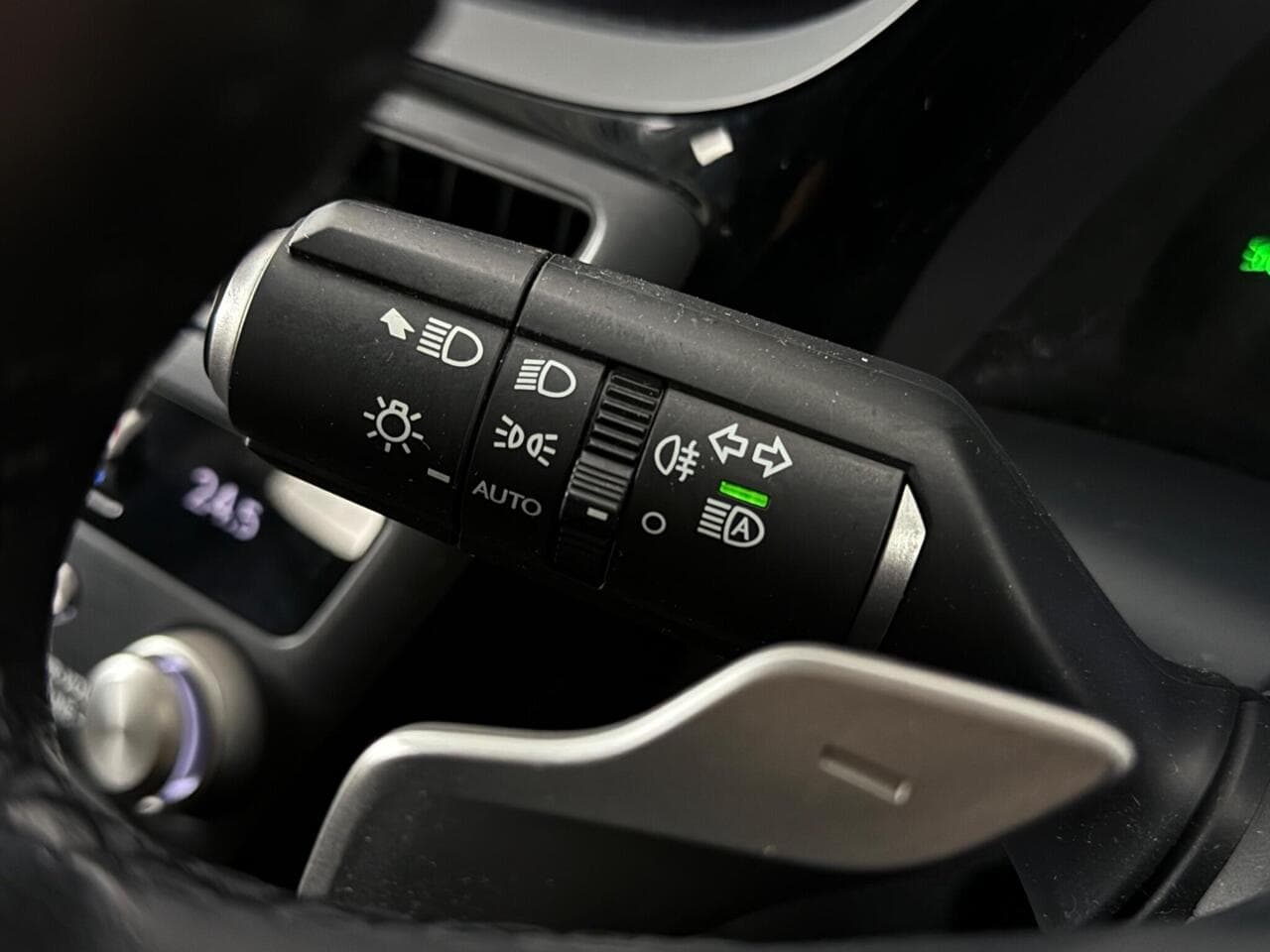 Lexus ES thumbnail Misc Controls