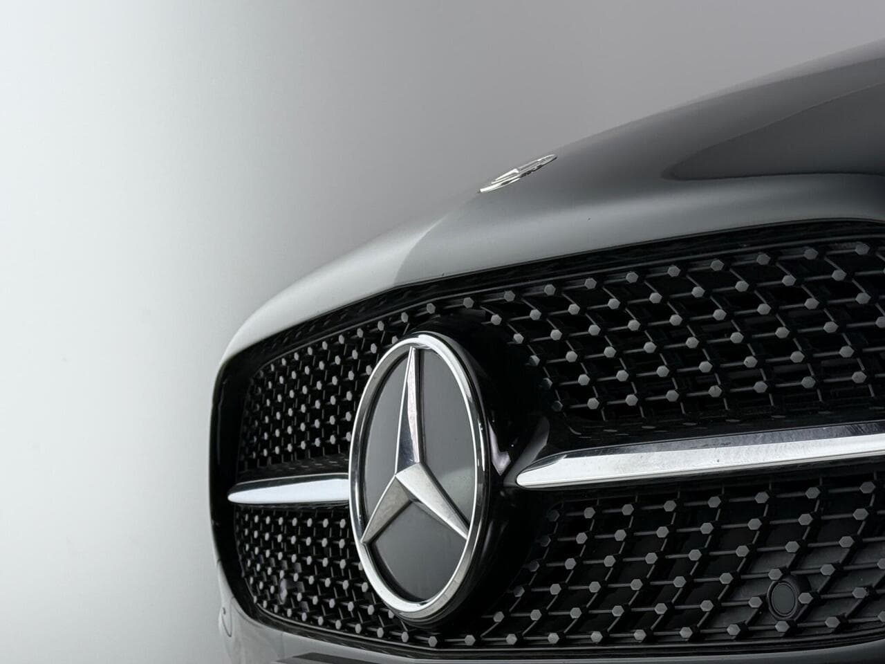 Mercedes-Benz A Class thumbnail Badge Exterior