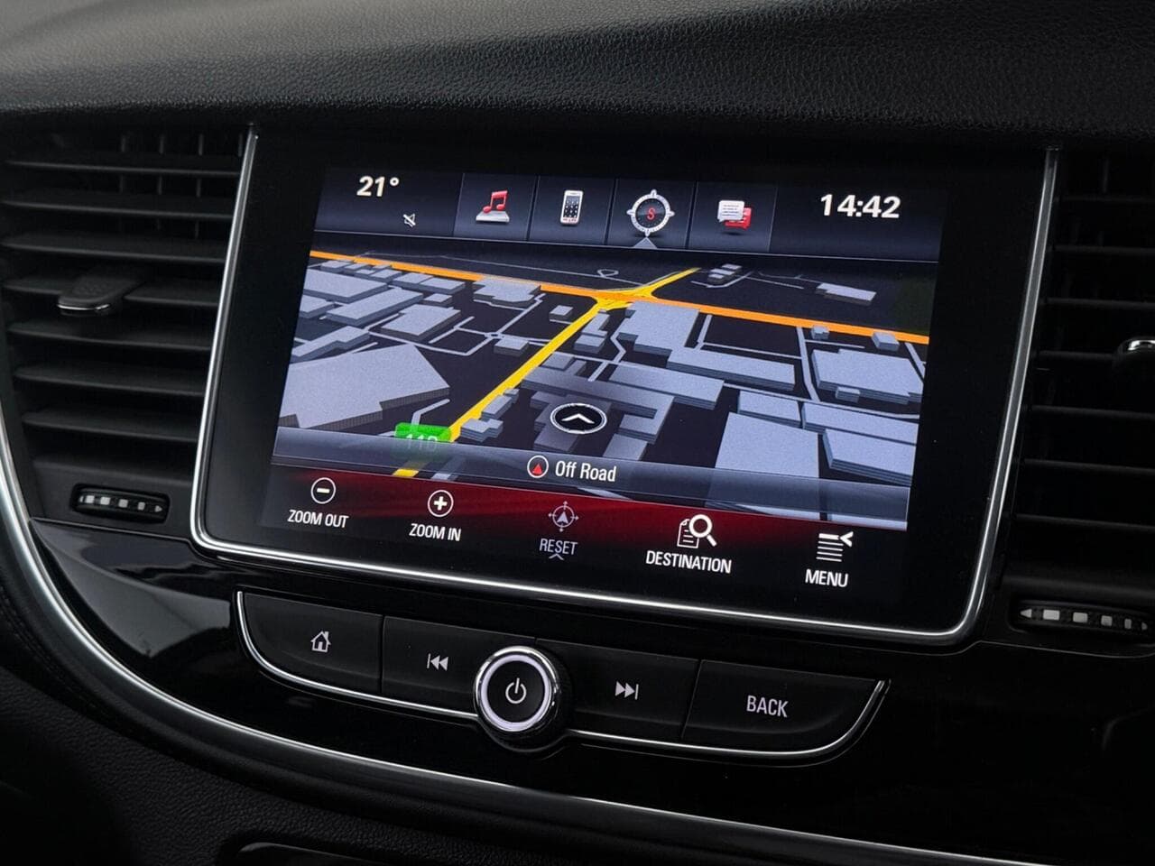 Vauxhall Mokka X thumbnail Infotainment System
