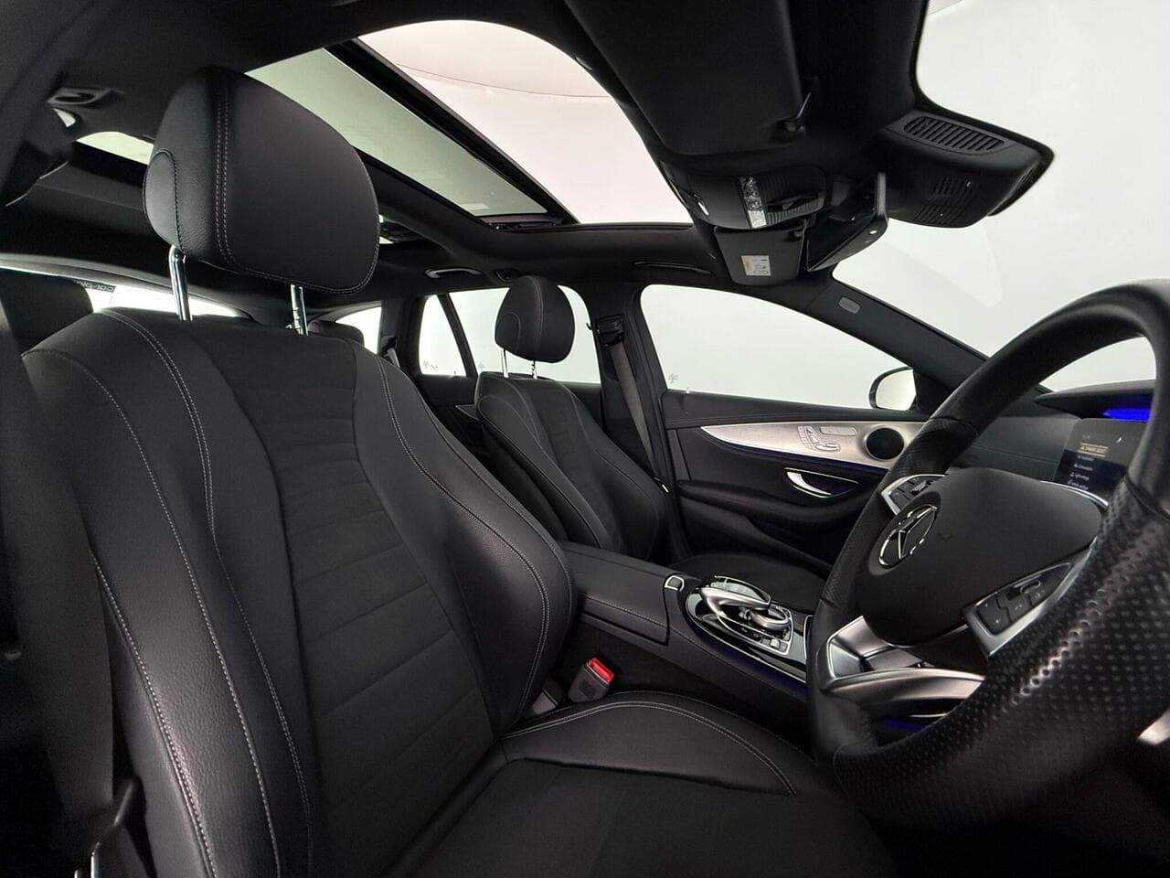 Mercedes-Benz E Class thumbnail Seat Driver