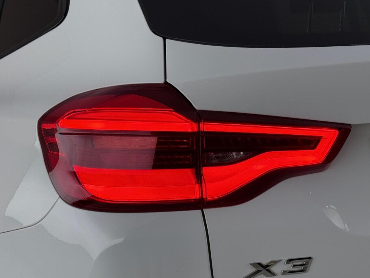 BMW X3 thumbnail Lights Rear