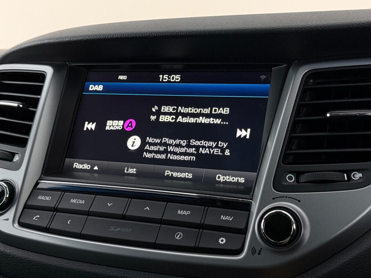 Hyundai TUCSON thumbnail Infotainment System