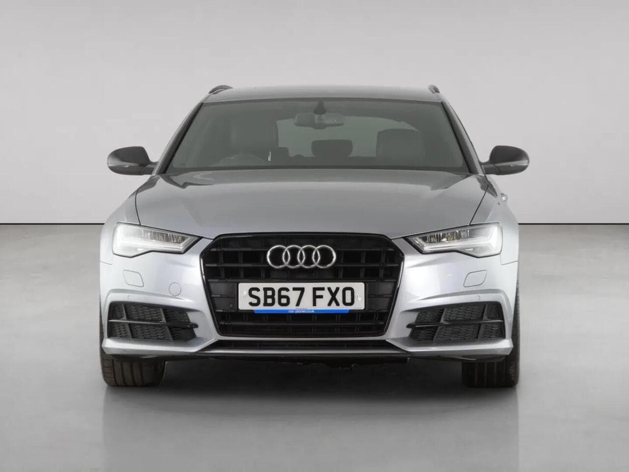 Audi A6 Avant thumbnail Front