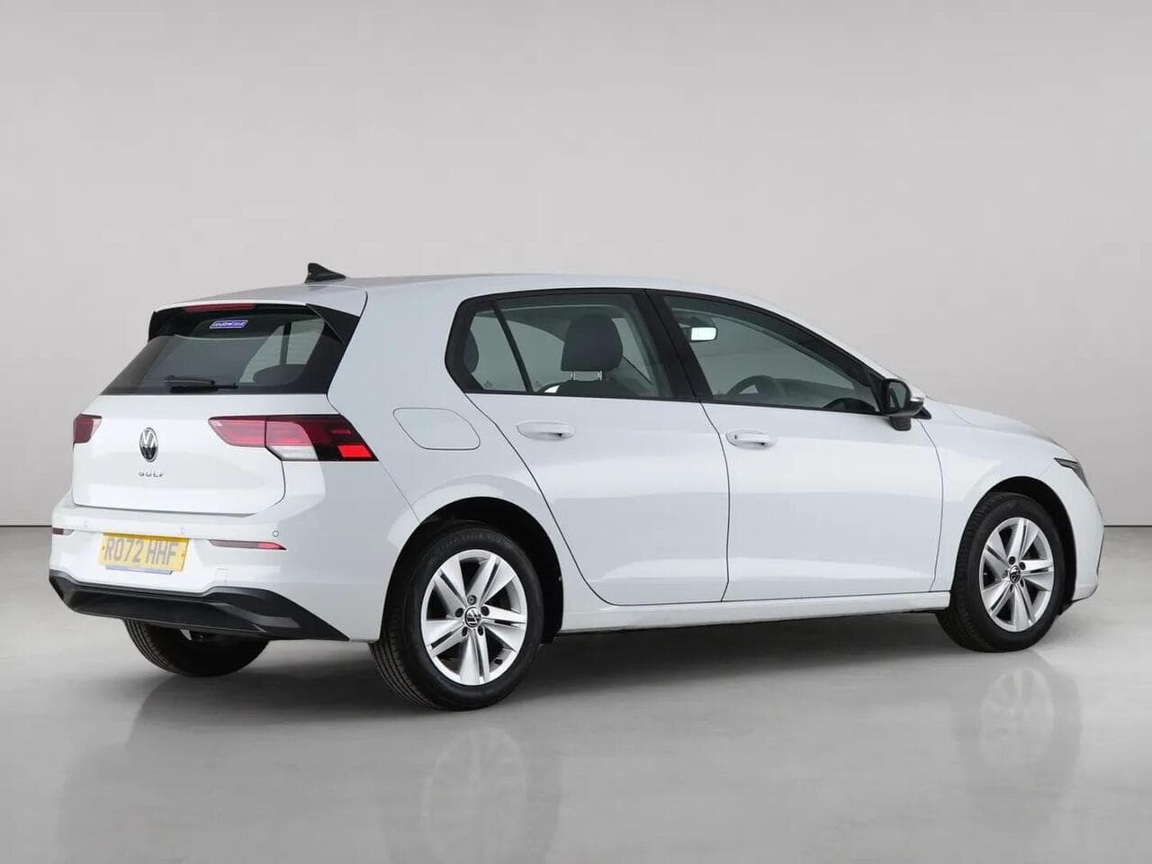 Volkswagen Golf thumbnail Rear Right