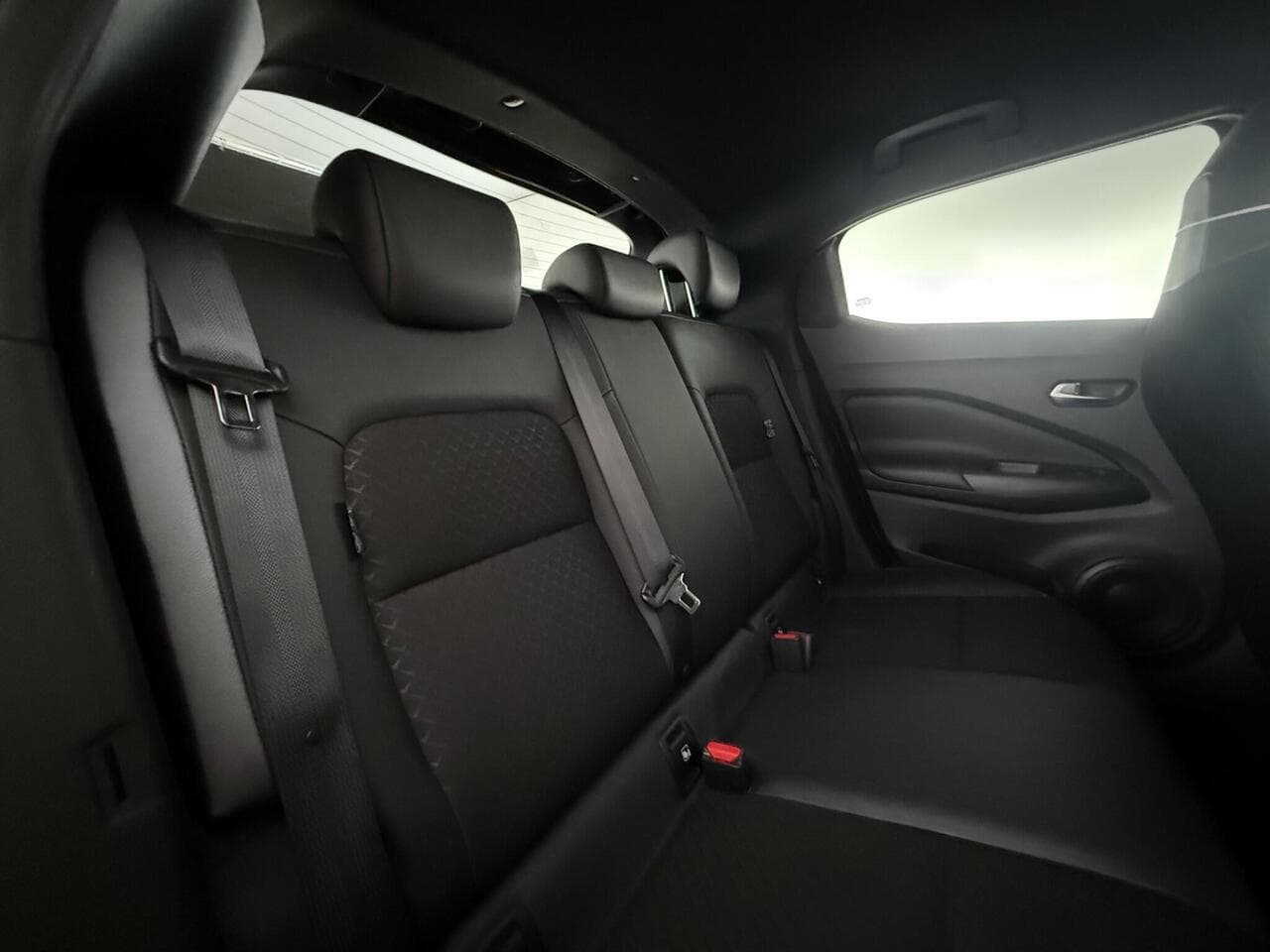 Nissan Juke thumbnail Seats Rear