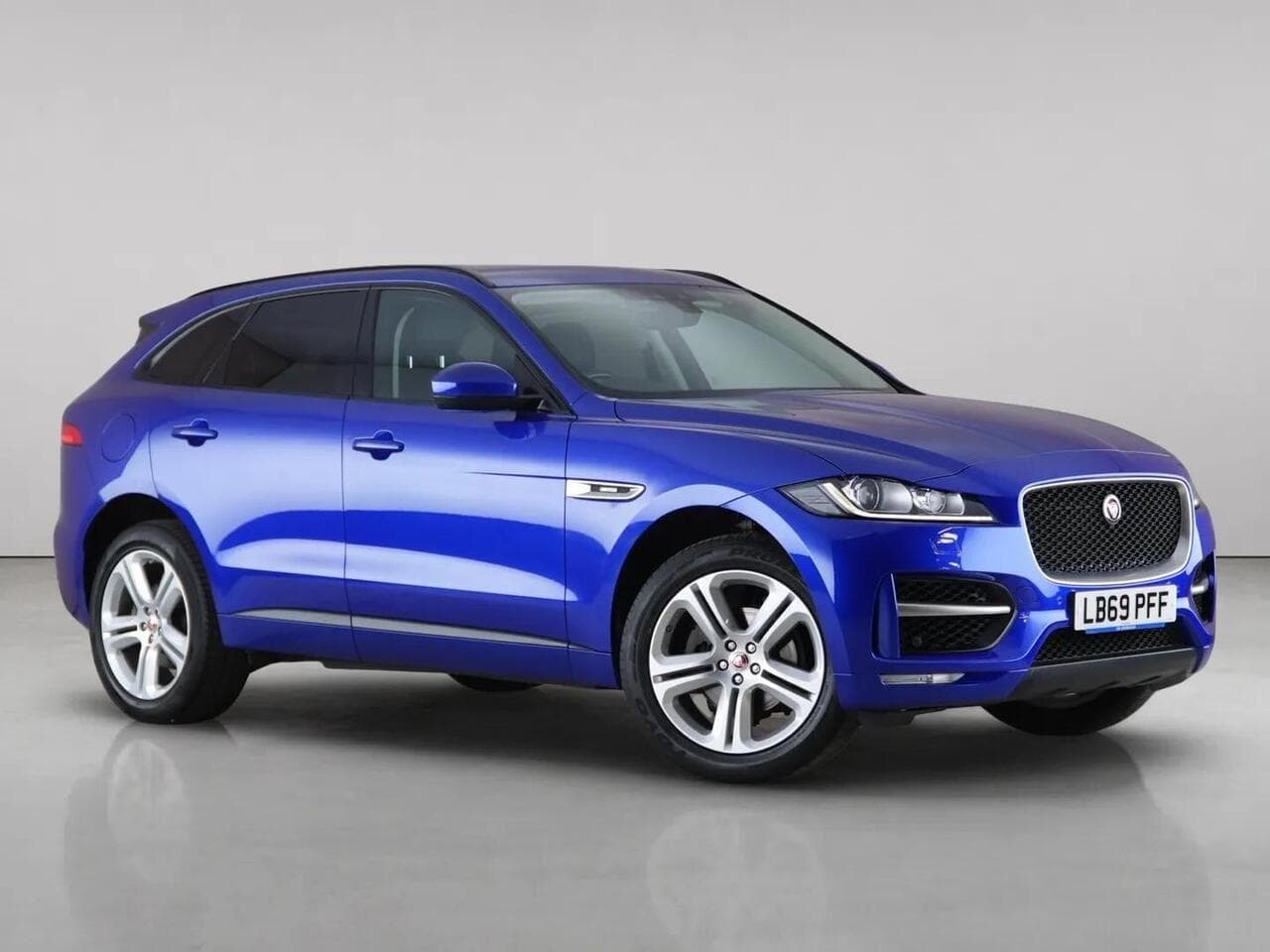 Jaguar F-PACE - Jaguar F-PACE 2.0 P250i R-Sport Auto AWD Euro 6 (s/s) 5dr