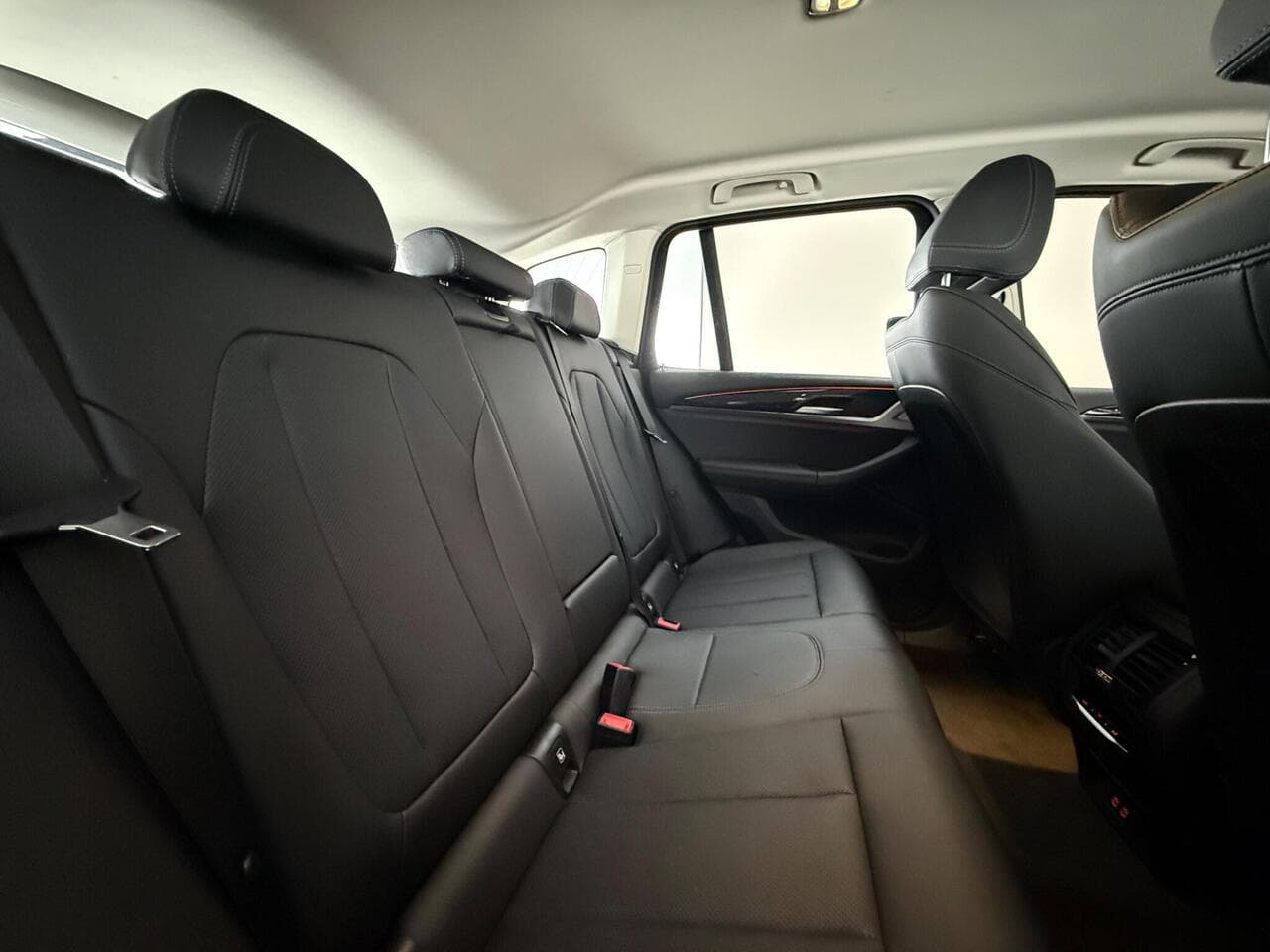 BMW X3 thumbnail Seats Rear