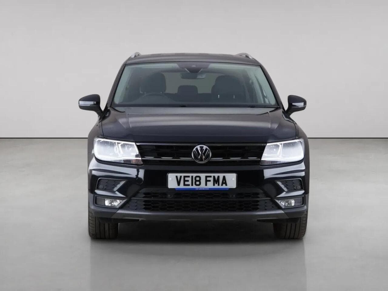 Volkswagen Tiguan Allspace thumbnail Front
