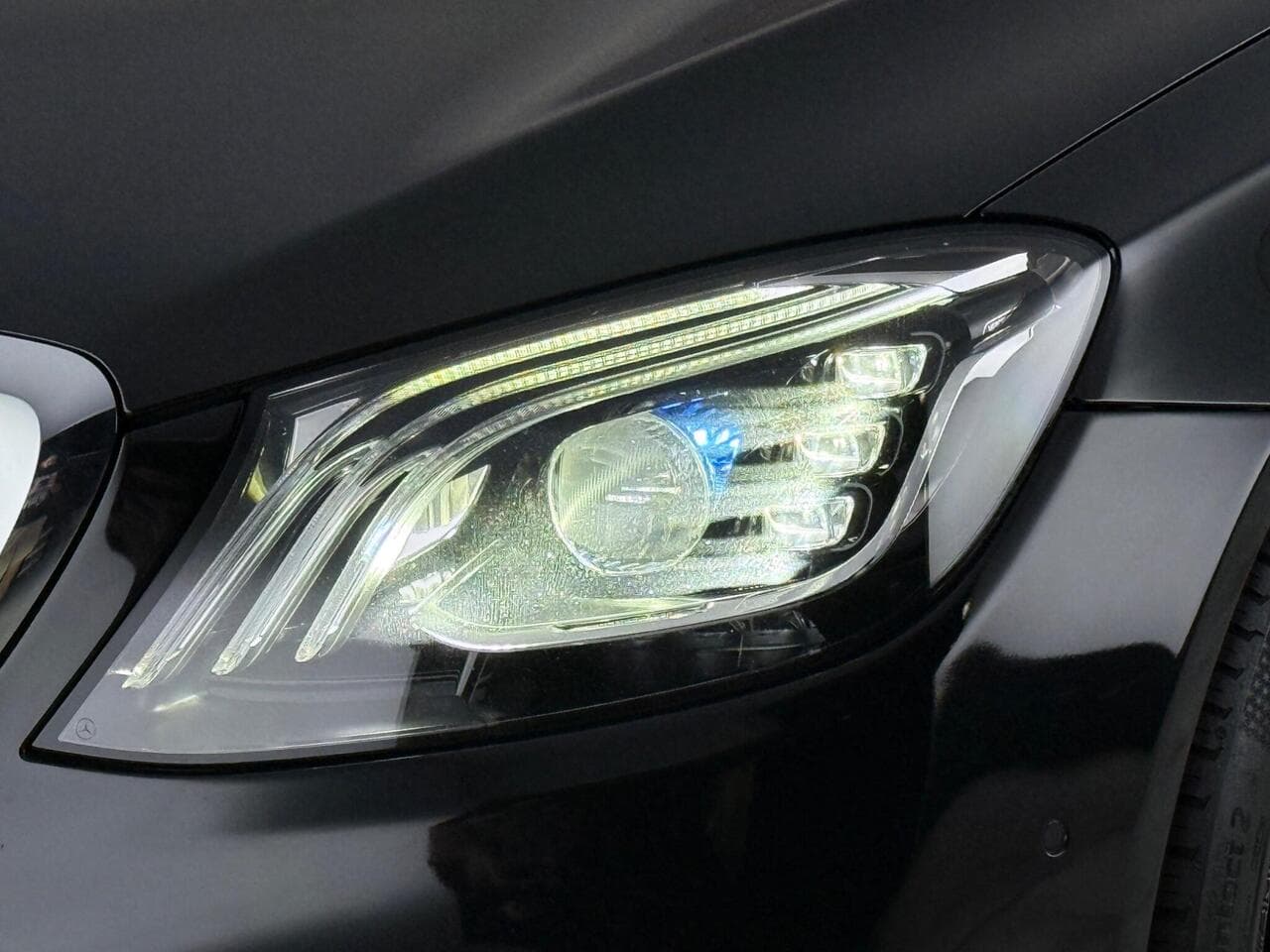 Mercedes-Benz S Class thumbnail Lights Front
