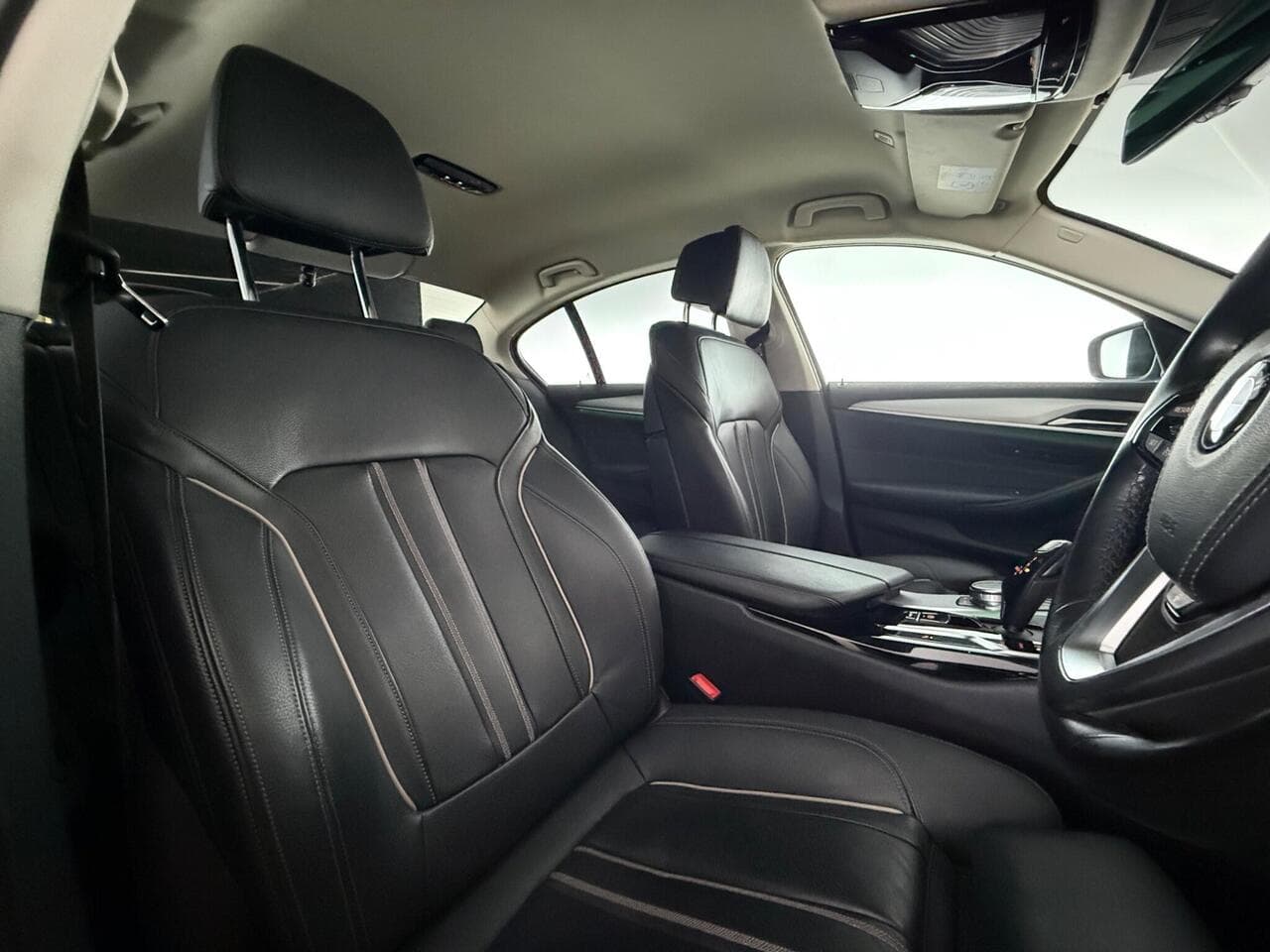 BMW 5 Series thumbnail Seat Driver