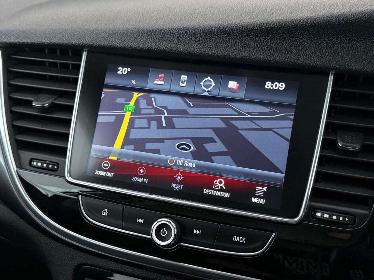 Vauxhall Mokka X thumbnail Infotainment System