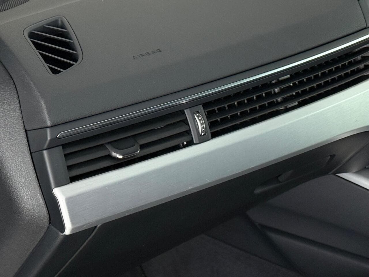 Audi A5 thumbnail Misc Controls