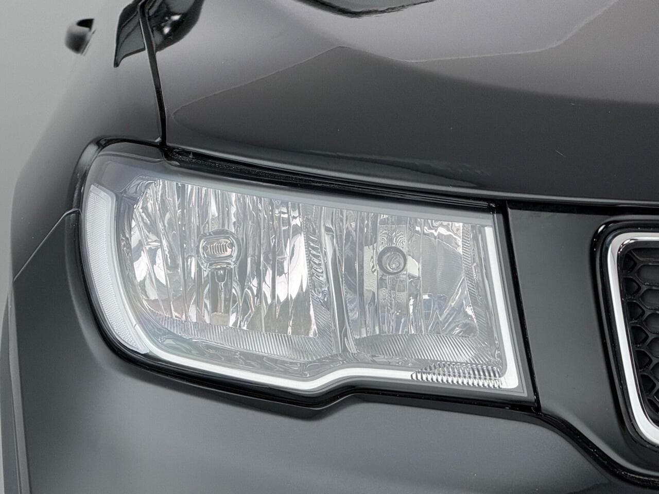 Jeep Compass thumbnail Lights Front