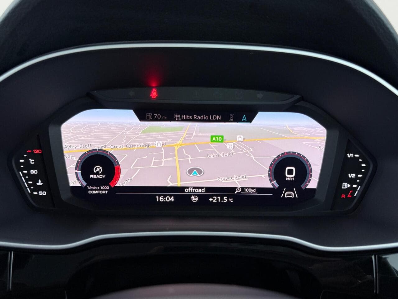 Audi Q3 thumbnail Driver Instruments