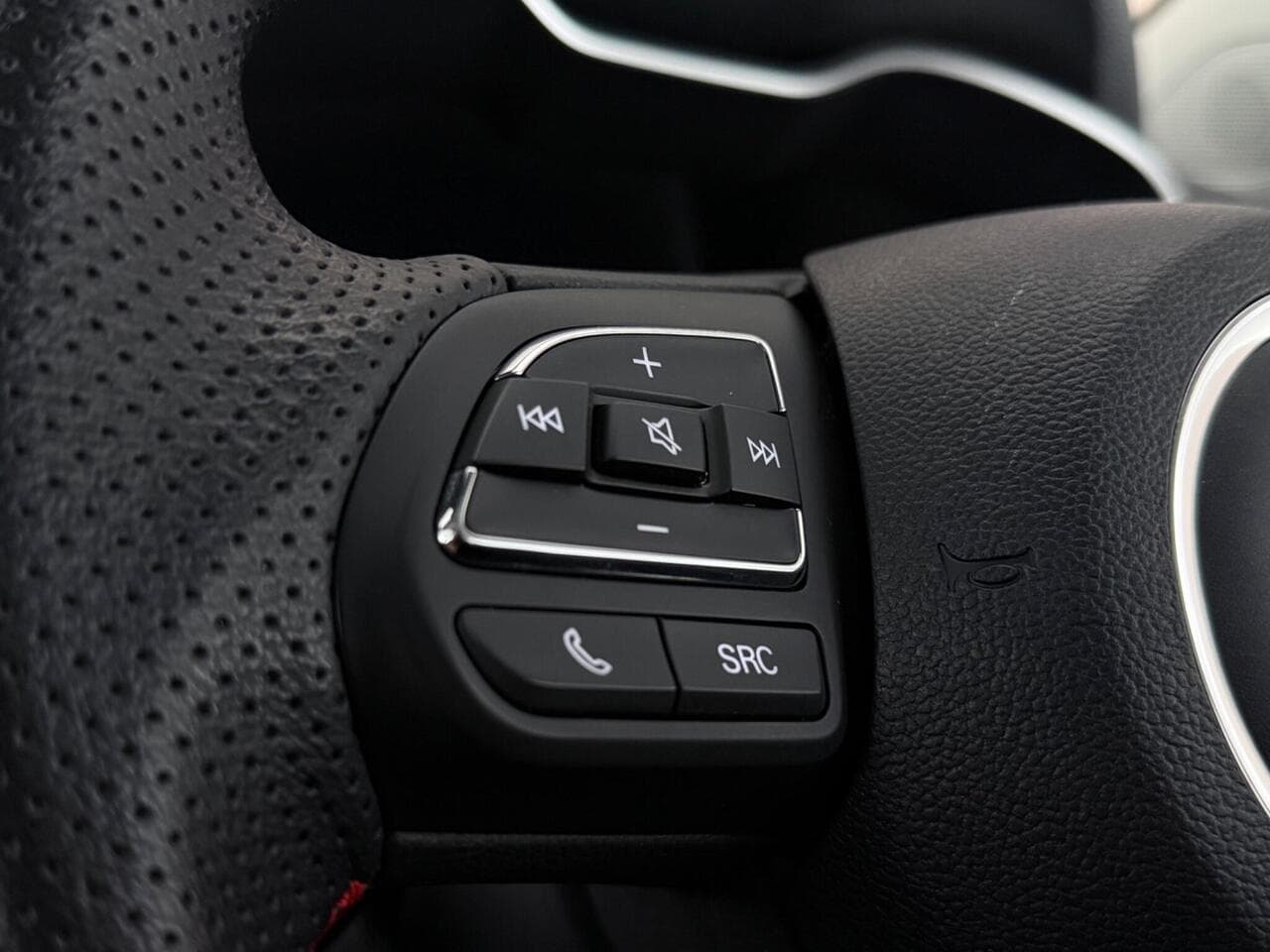 MG MG ZS thumbnail Misc Controls