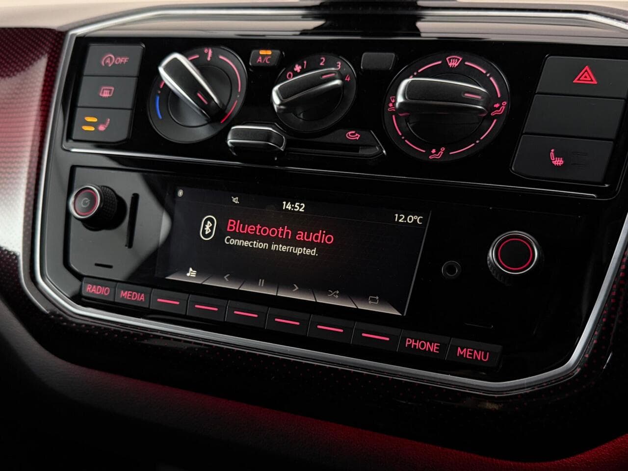 Volkswagen up! thumbnail Infotainment System