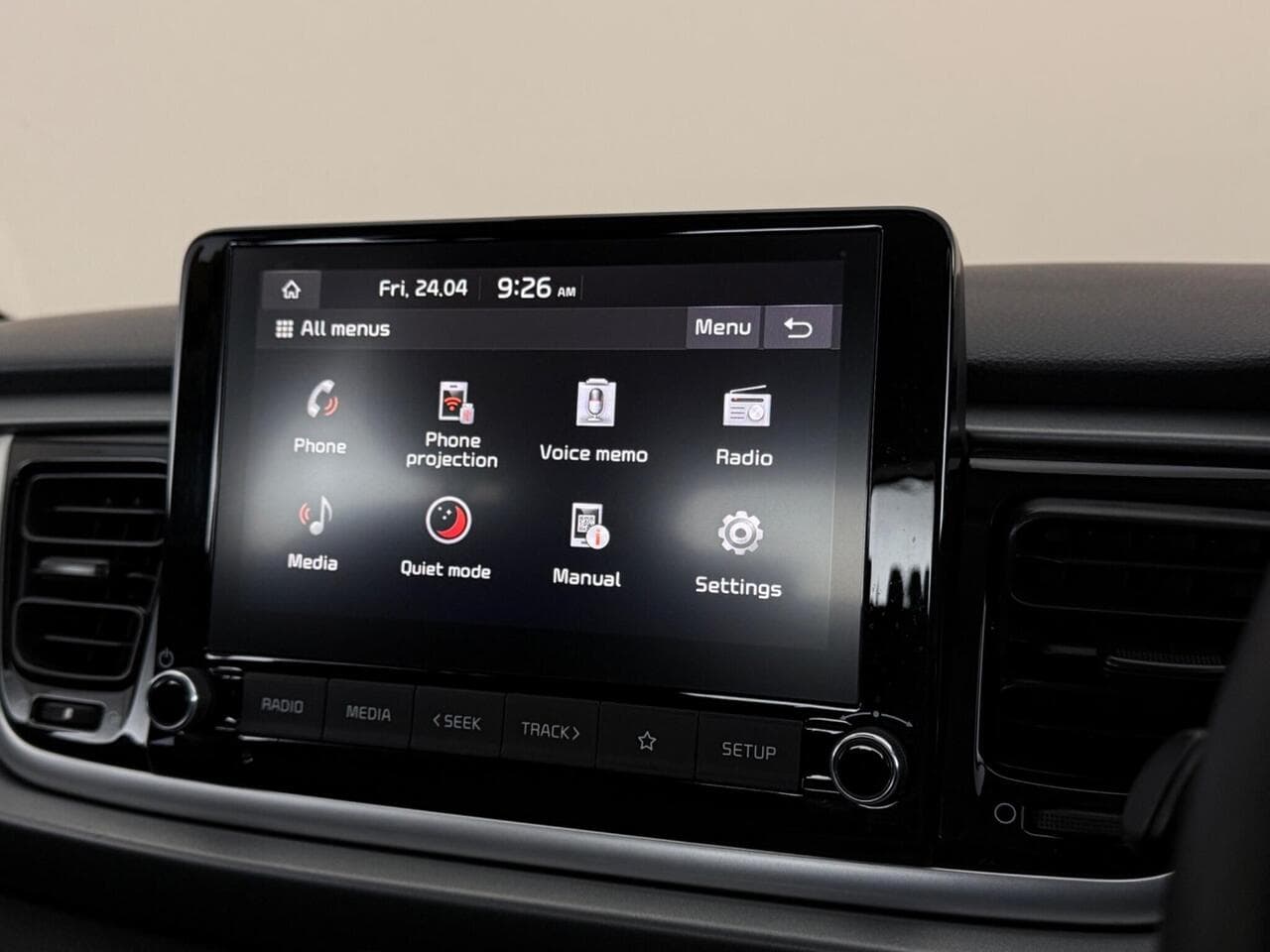Kia Rio thumbnail Infotainment System