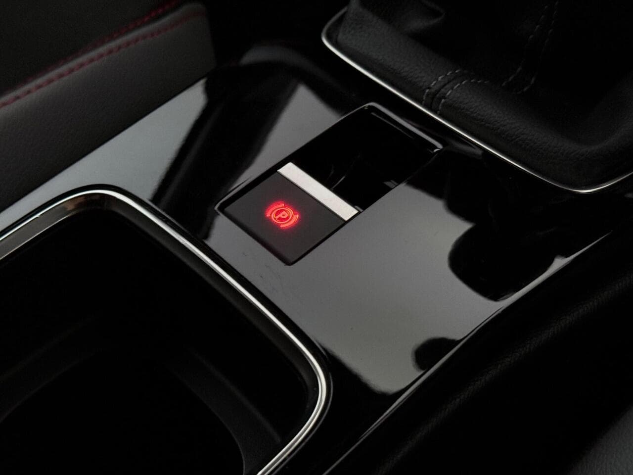 Vauxhall Mokka thumbnail Interior Front