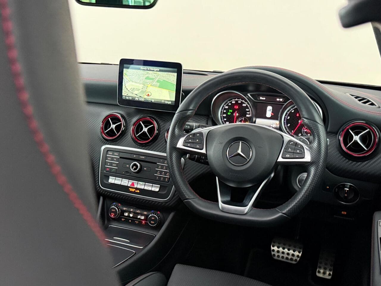 Mercedes-Benz A Class thumbnail Interior Front