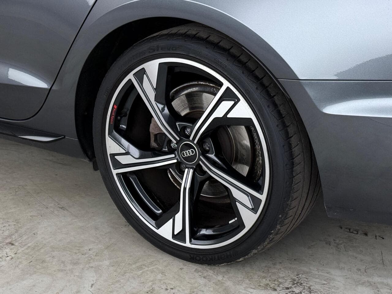 Audi A4 Avant thumbnail Wheel