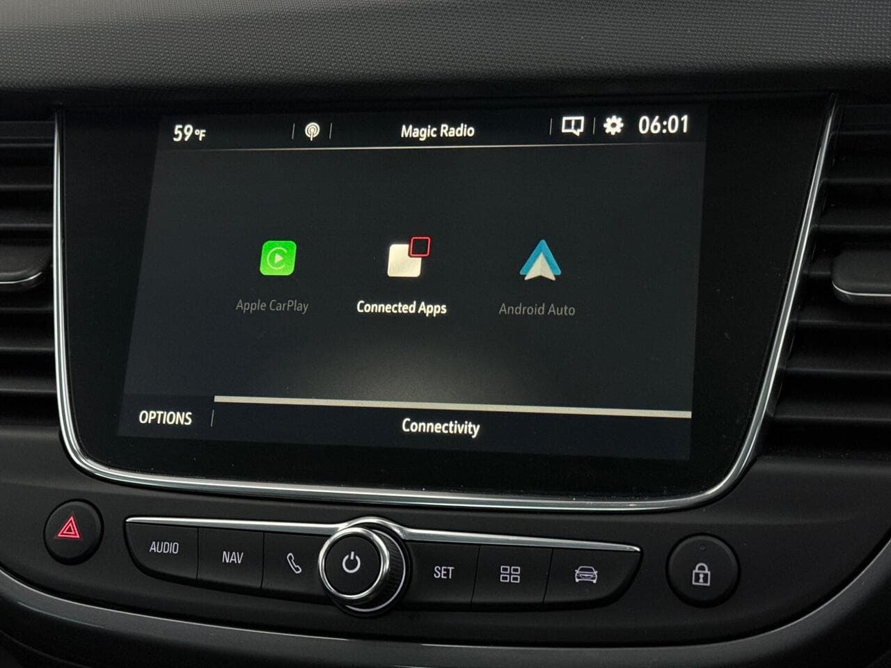 Vauxhall Crossland thumbnail Infotainment System