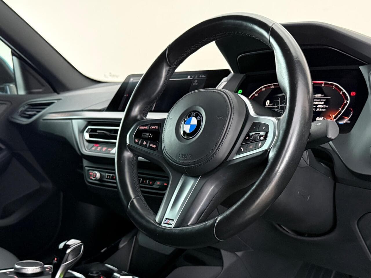 BMW 2 Series Gran Coupe thumbnail Steering Wheel