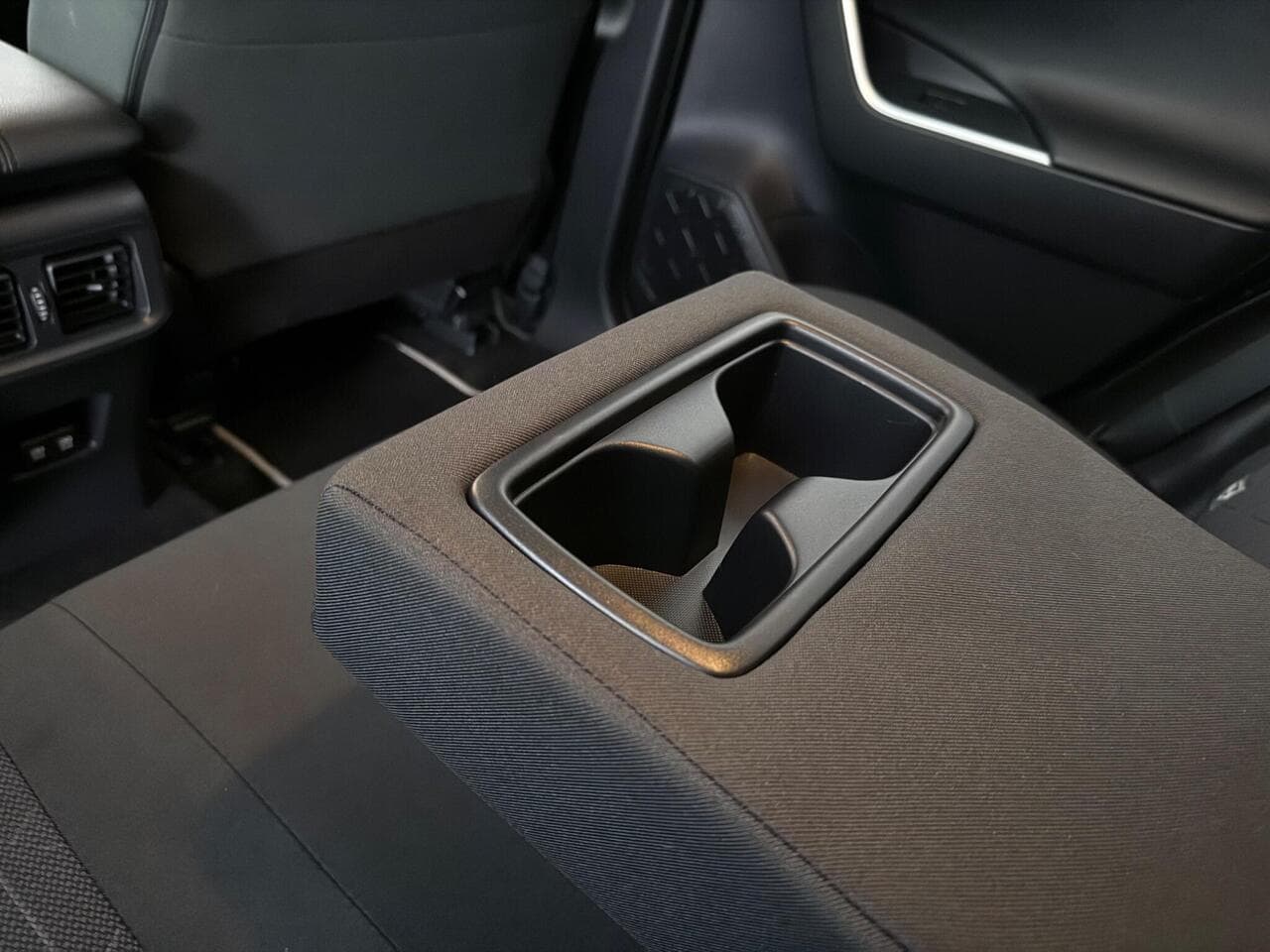 Toyota RAV4 thumbnail Misc Controls