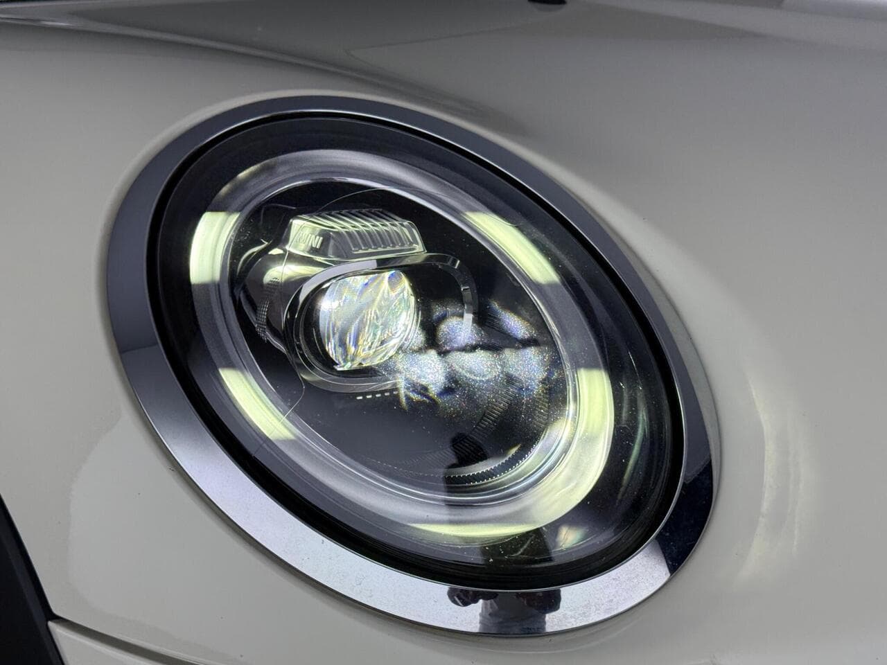 MINI Hatch thumbnail Lights Front