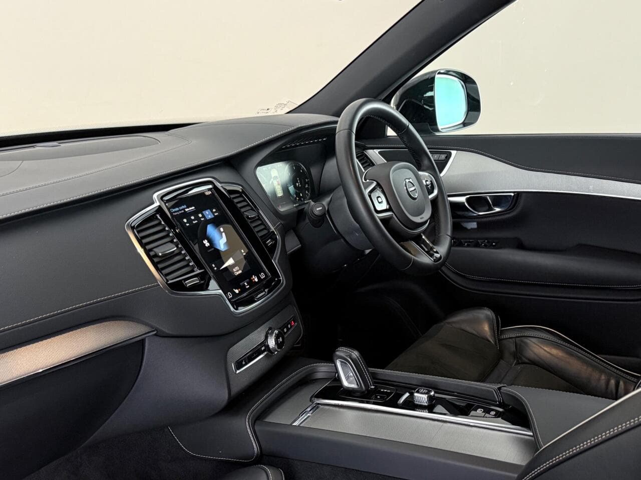Volvo XC90 thumbnail Interior Front