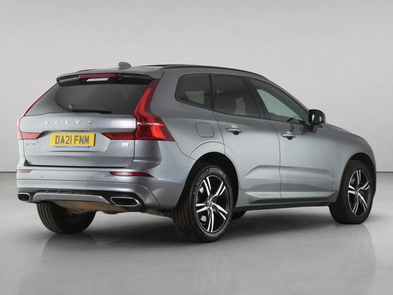 Volvo XC60 thumbnail Rear Right