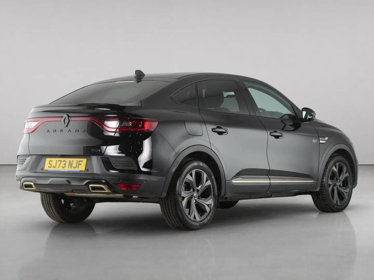 Renault Arkana thumbnail Rear Right