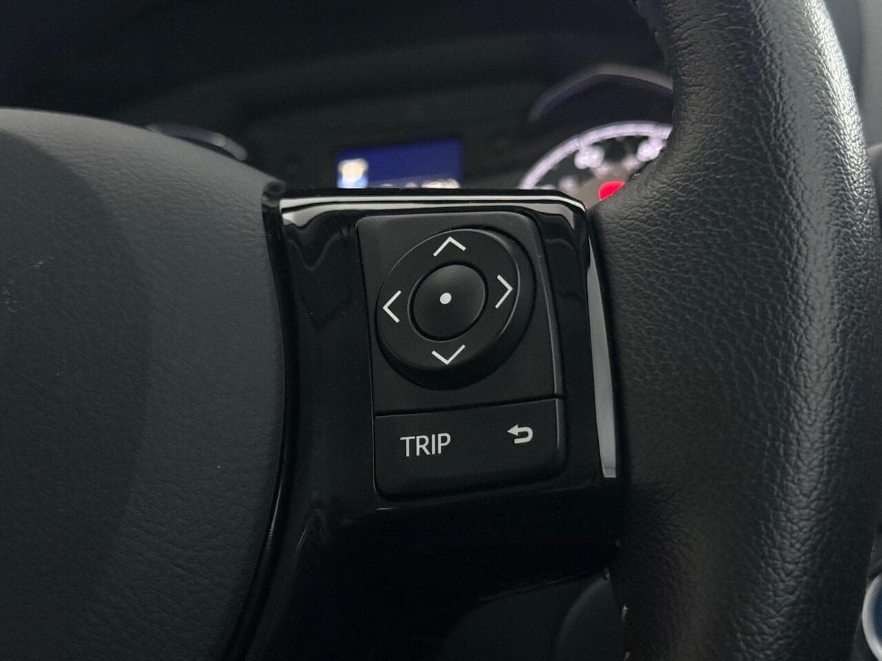 Toyota Yaris thumbnail Misc Controls