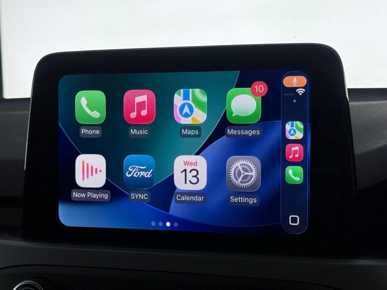 Ford Focus thumbnail Infotainment System