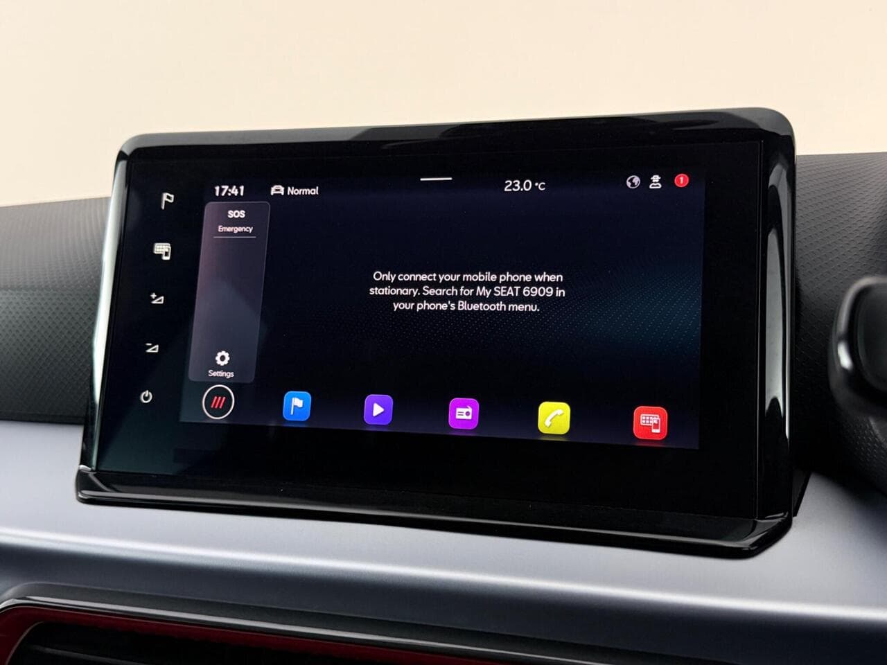 SEAT Arona thumbnail Infotainment System