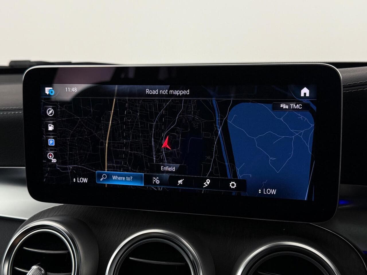 Mercedes-Benz GLC thumbnail Infotainment System