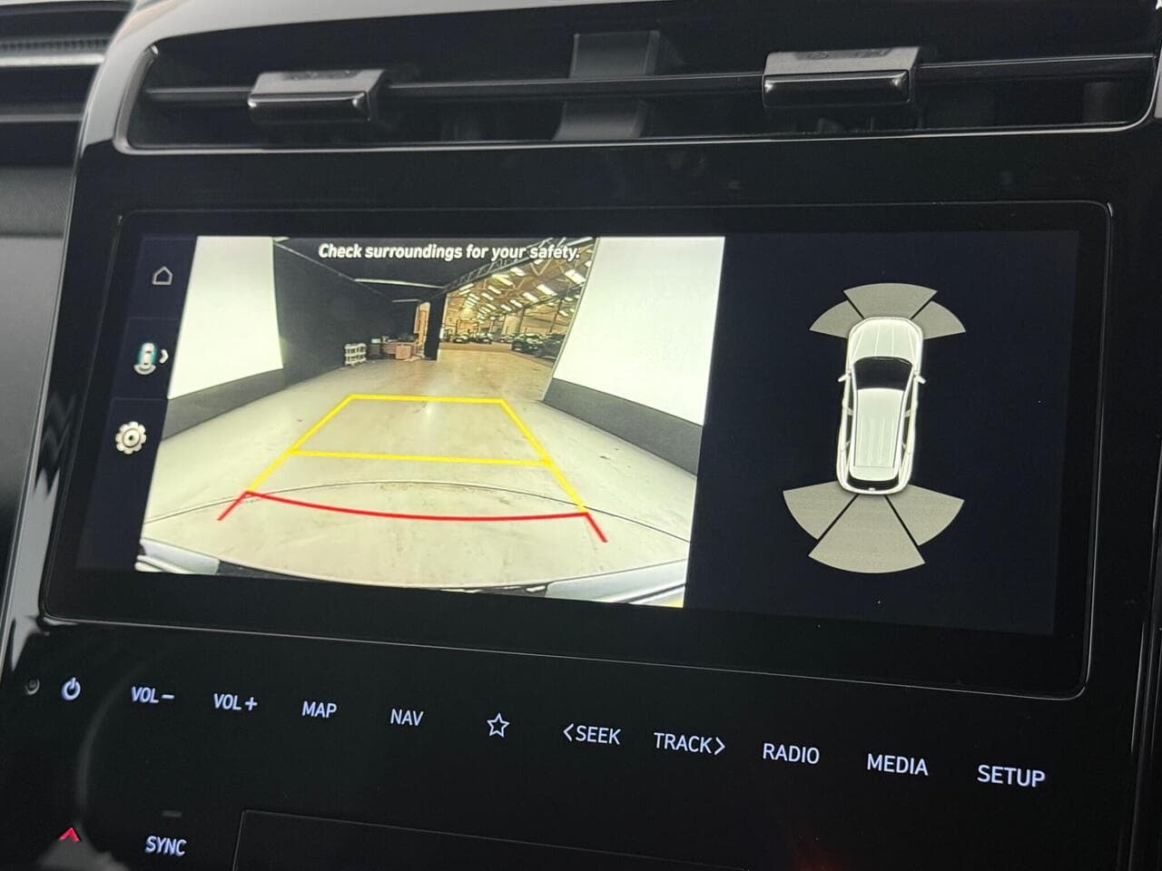 Hyundai TUCSON thumbnail Infotainment System