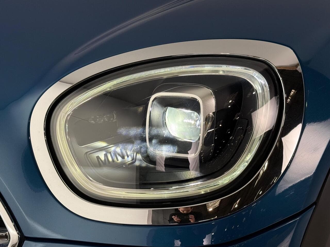 MINI Countryman thumbnail Lights Front
