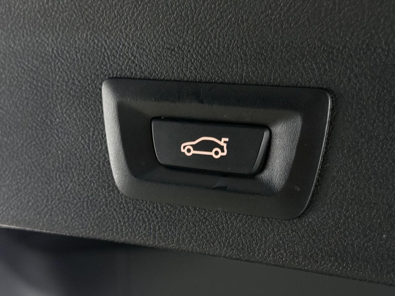 BMW X3 thumbnail Misc Controls