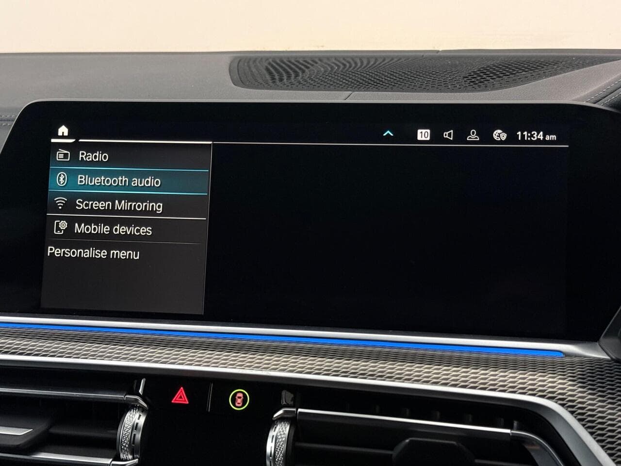 BMW X5 thumbnail Infotainment System