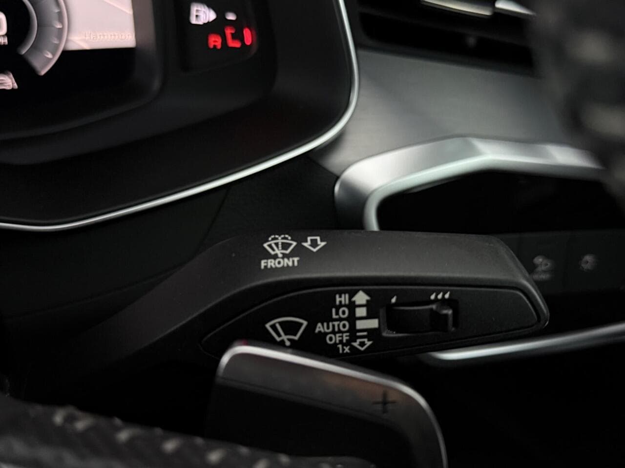 Audi A6 Saloon thumbnail Misc Controls