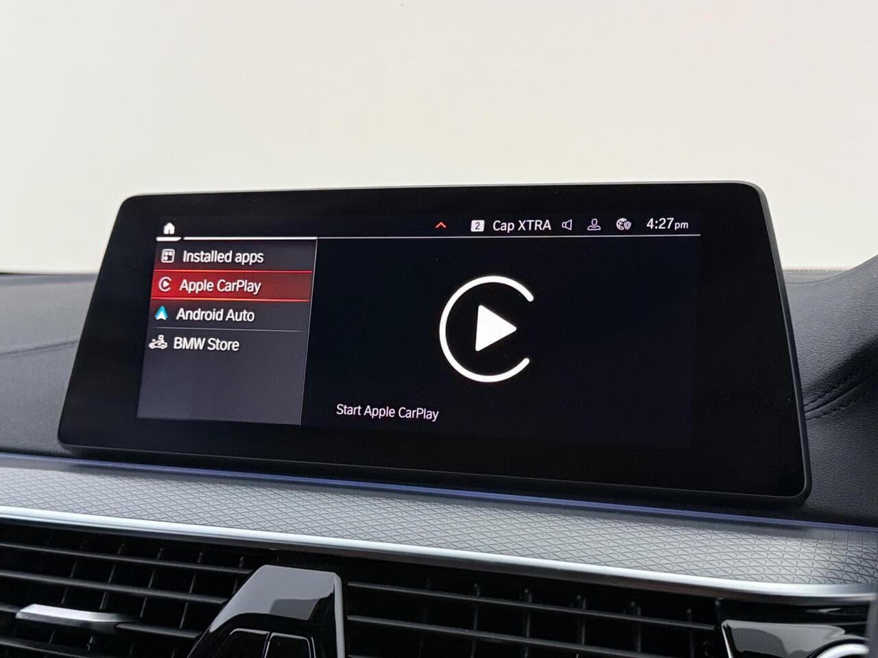 BMW 5 Series thumbnail Infotainment System
