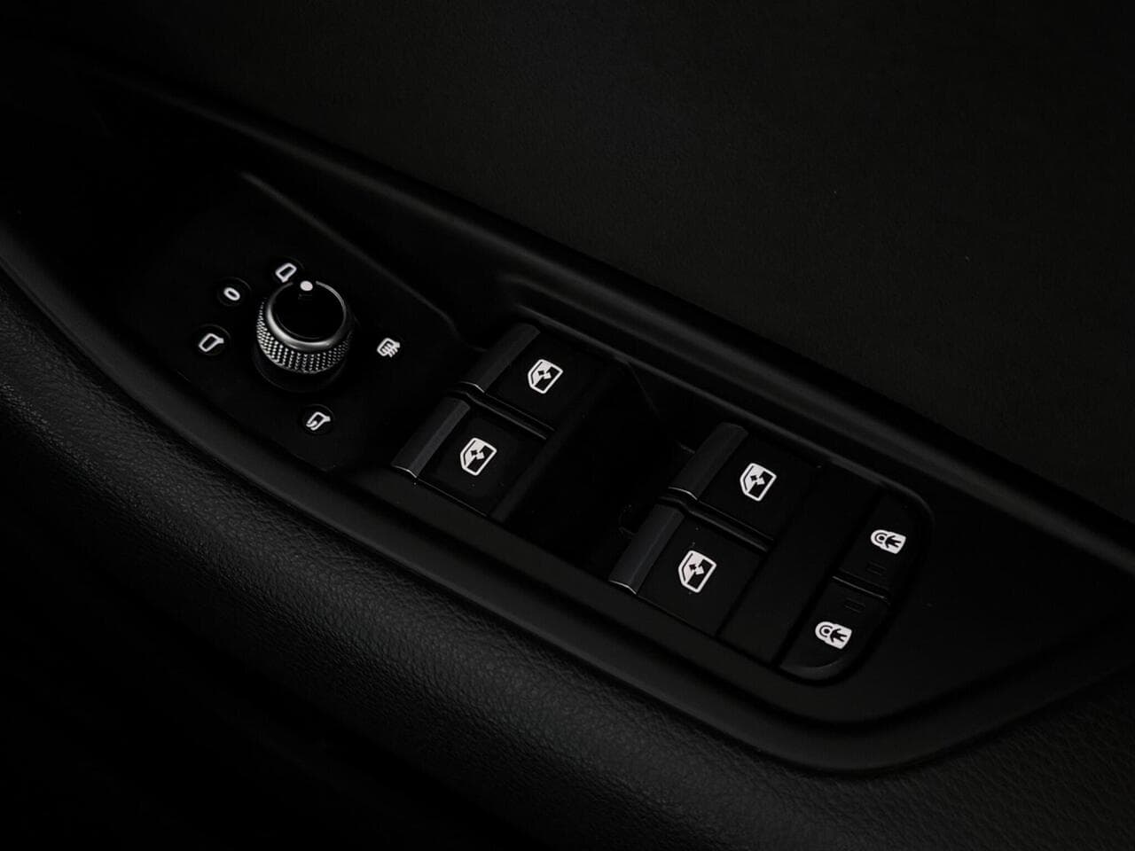 Audi A5 thumbnail Misc Controls