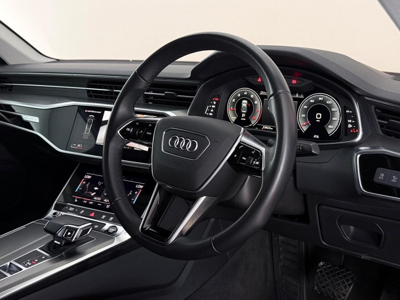 Audi A6 Saloon thumbnail Interior Front